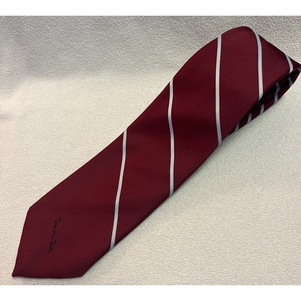 Vtg Oscar de la Renta Men's Necktie Red White Diagonal Pin Stripes 52"‎